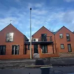 3 Ashbrook Margaret - Luxury 2 Bedroom Apartment