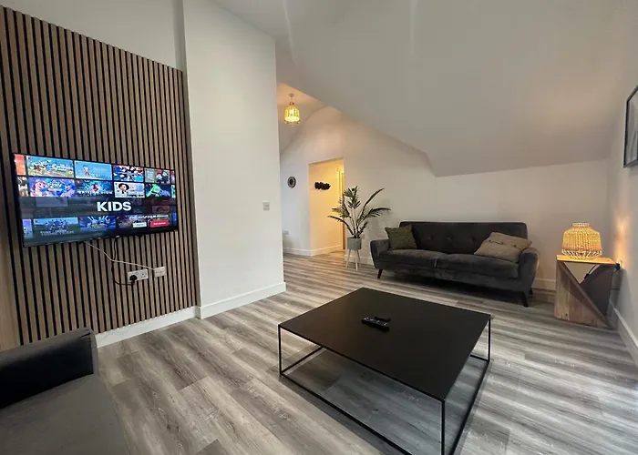 3 Ashbrook Margaret - Luxury 2 Bedroom Apartment